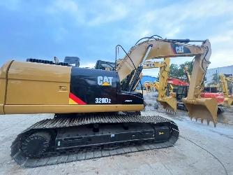 CAT 320 D
