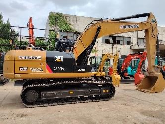 CAT 320D