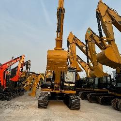 CAT 320D2