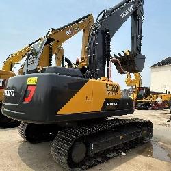 Volvo 220