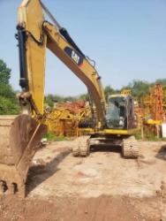 CAT 320 D