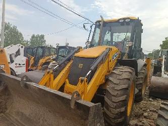 JCB 4CX