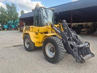 Volvo L 40 B