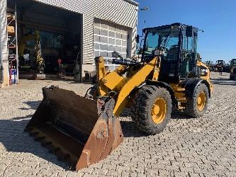 CAT 908M