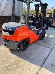 Toyota FD 30
