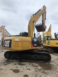 CAT 323 D