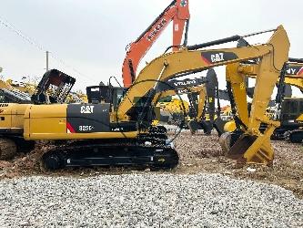 CAT 325 D2