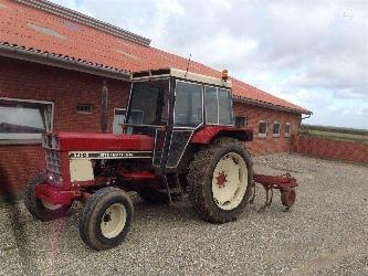 Case IH 844