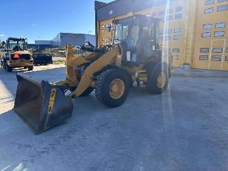 CAT 908M