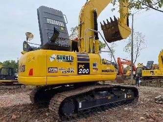 Komatsu 200-8