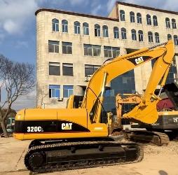 CAT 320 C L