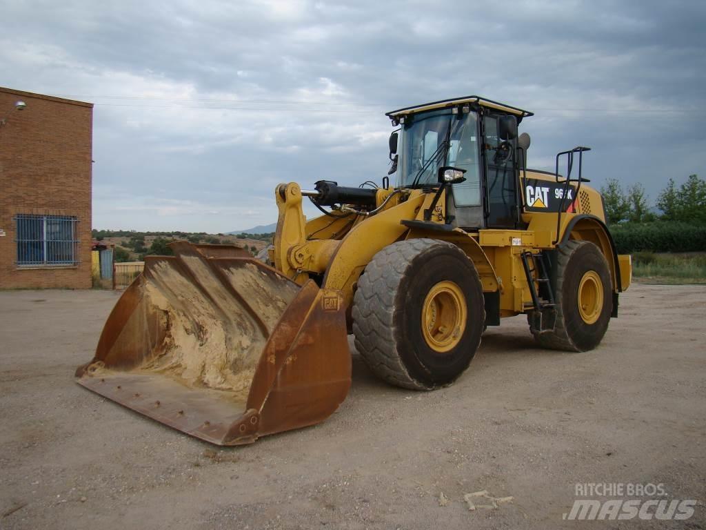 CAT 966 K 輪胎式裝載機