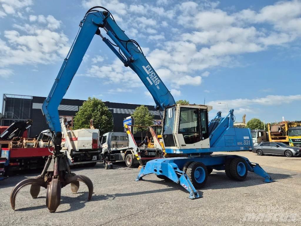 Fuchs MHL 331 廢棄物/工業用操作車