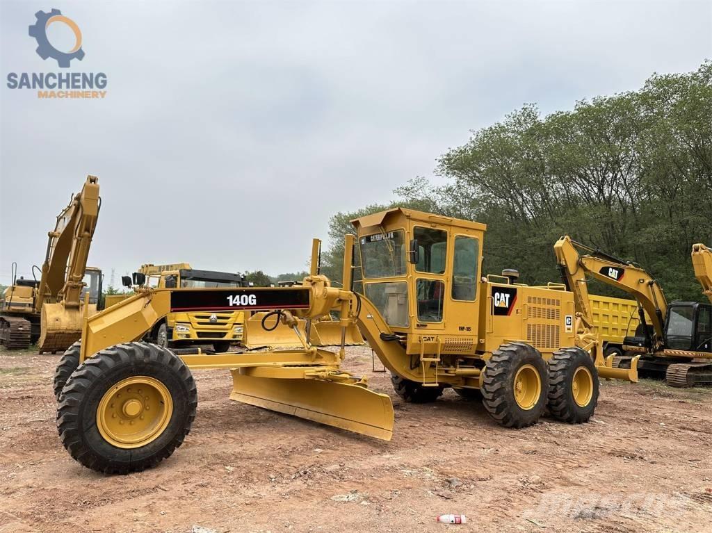 CAT 140G 平土機