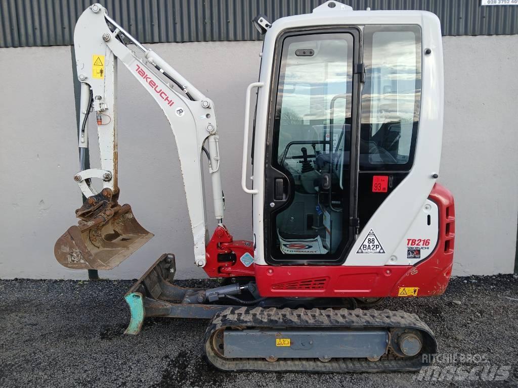 Takeuchi TB 216 小型挖土機/掘鑿機<7t(小型挖掘機)