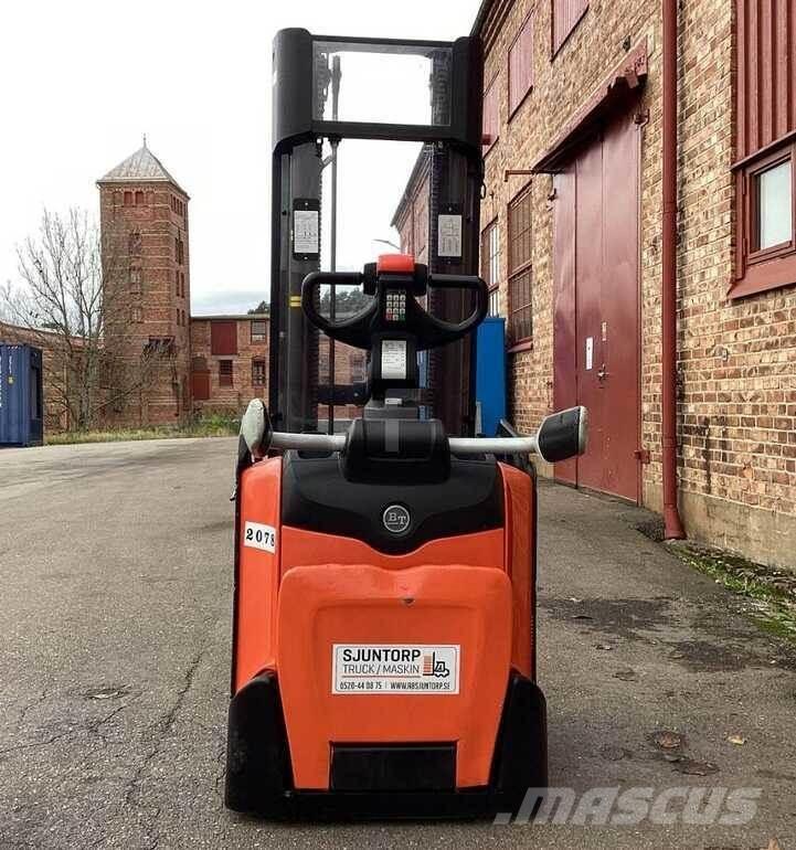 BT SPE 120 L 行走控制式堆積機