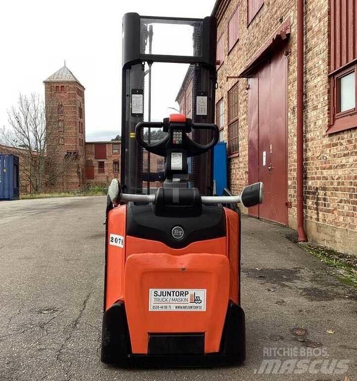 BT SPE 120 L 行走控制式堆積機