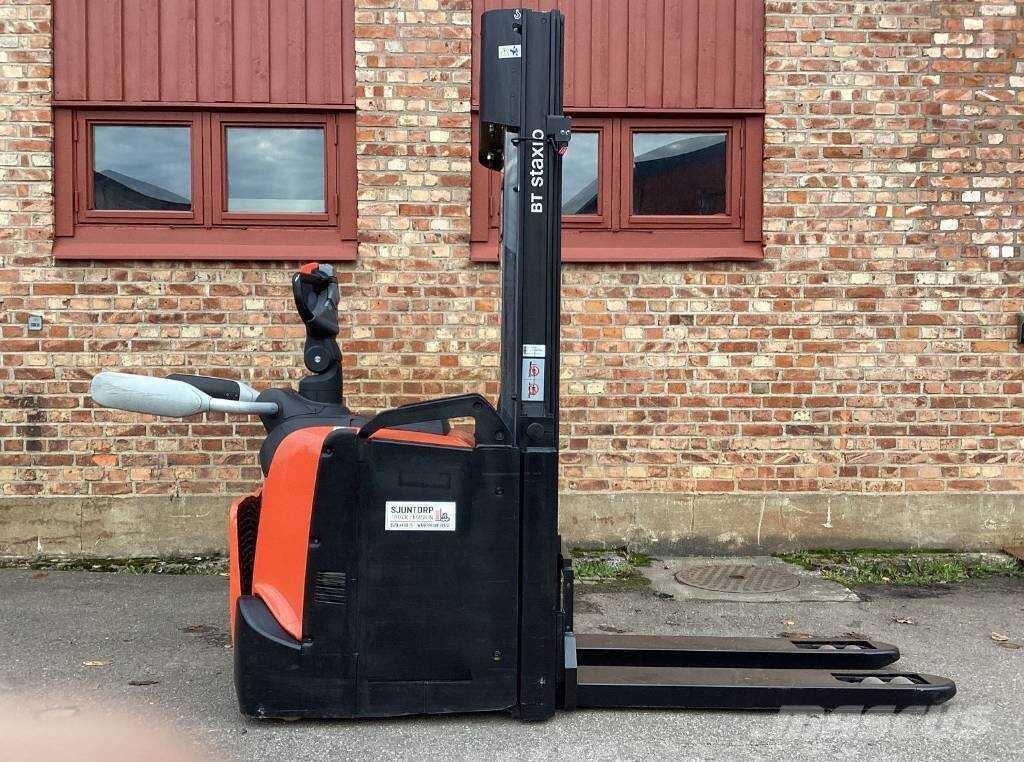 BT SPE 120 L 自走式堆積機