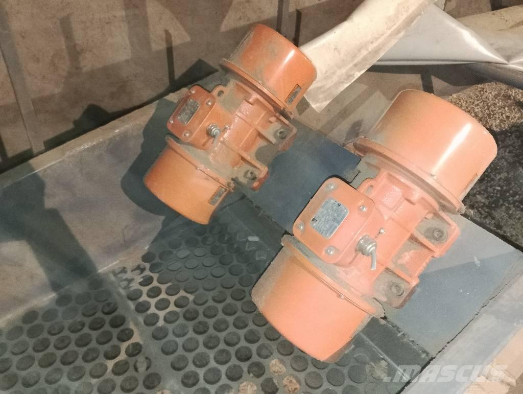  Teratech xxx 骨材場