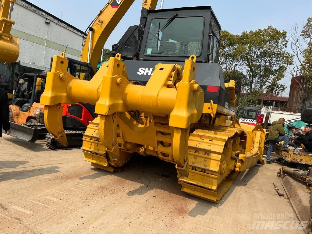 Shantui SD22 履帶推土機