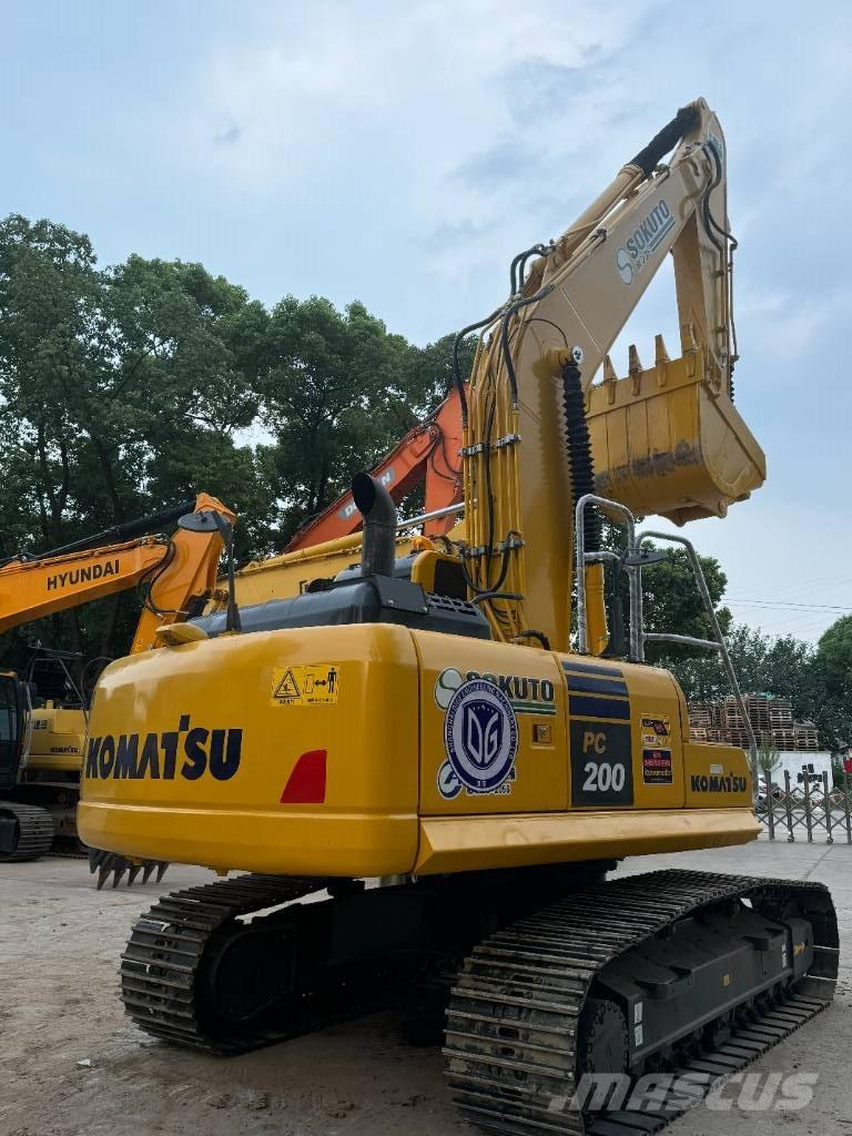 Komatsu PC 200-8 中型挖土機/掘鑿機/挖掘機 7t-12t