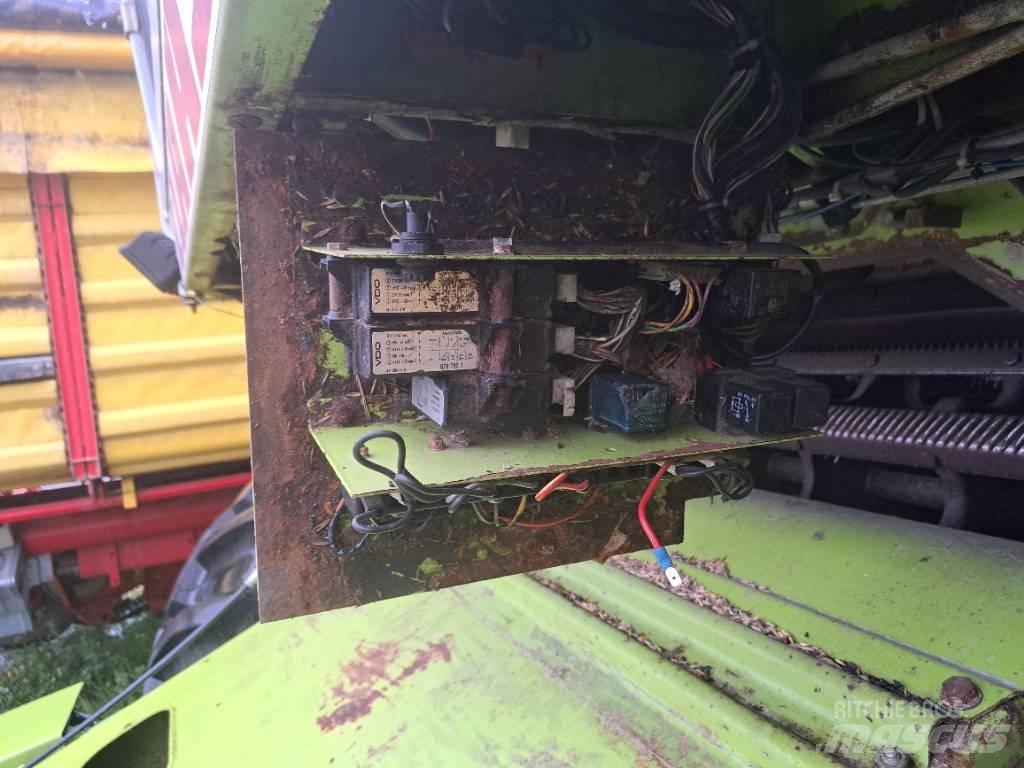 CLAAS Dominator 68 聯合收穫機