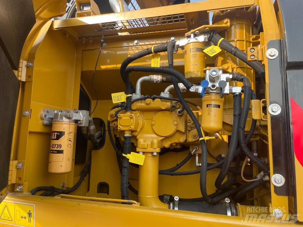 CAT 329 D 履帶式 挖土機/掘鑿機/挖掘機