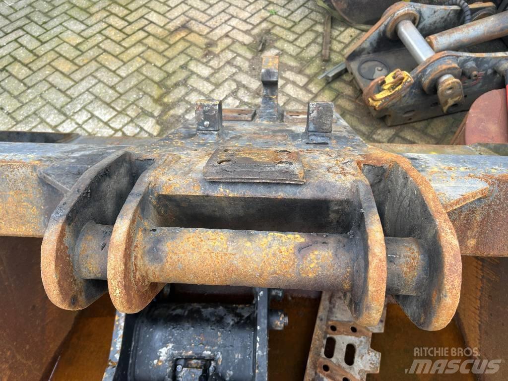 Engcon EC 233 旋轉混合器