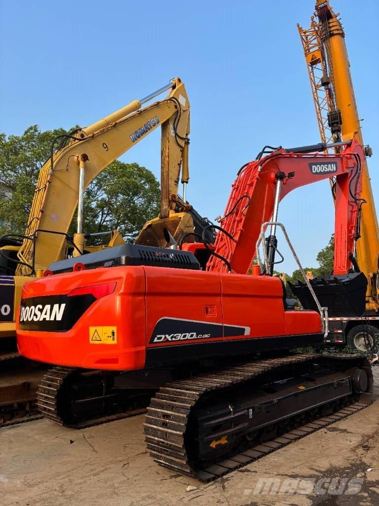 Doosan DX300LC-9C 履帶式 挖土機/掘鑿機/挖掘機