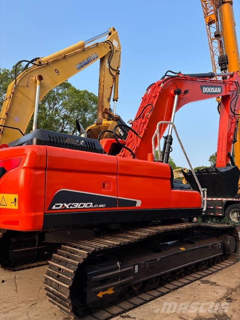 Doosan DX300LC-9C 履帶式 挖土機/掘鑿機/挖掘機