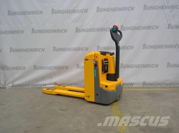 Jungheinrich EJE 114 低架升降機