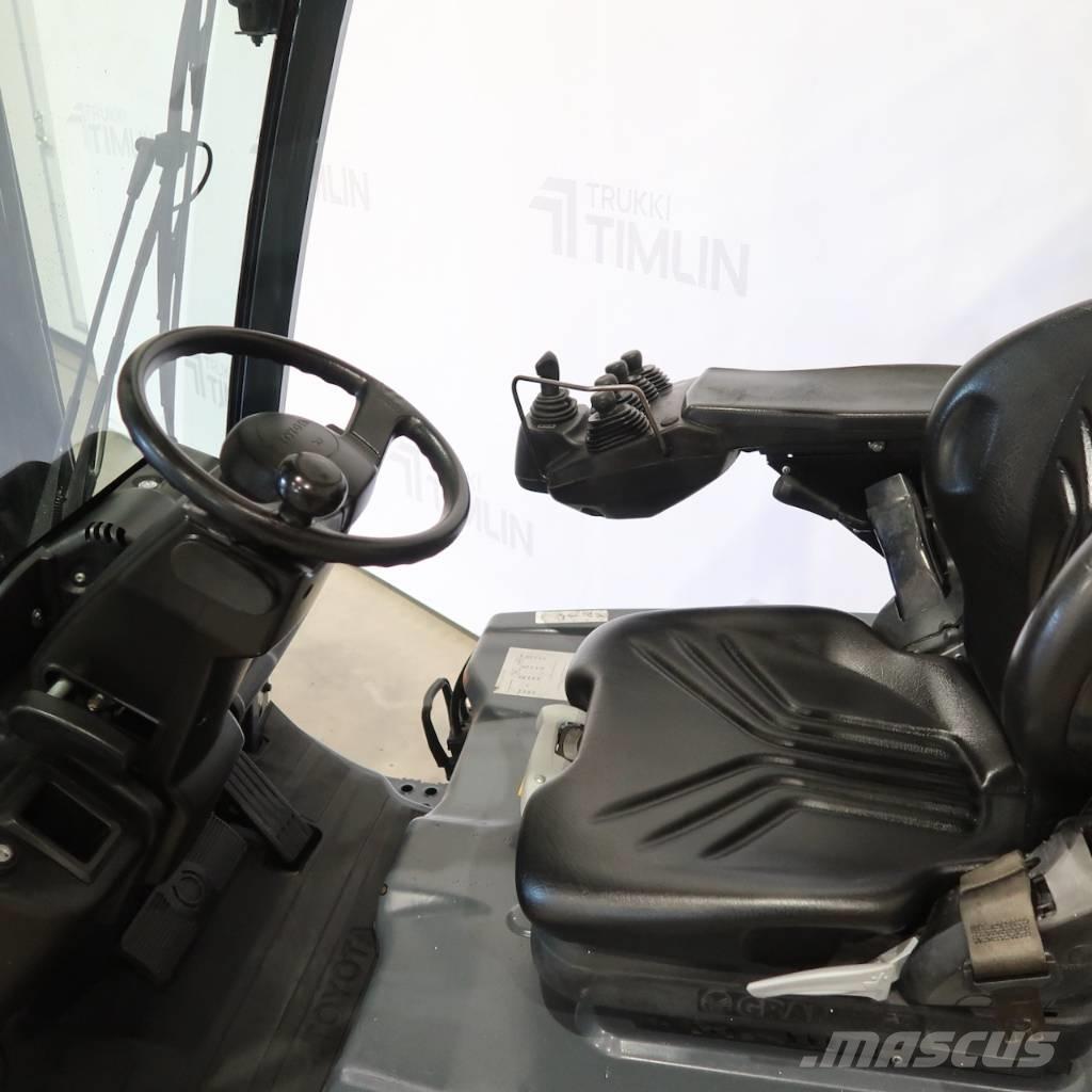 Toyota 8FBE20T 電動堆高機