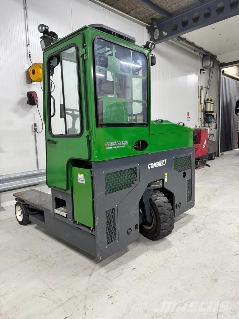 Combilift C 4000 E 鏟裝機