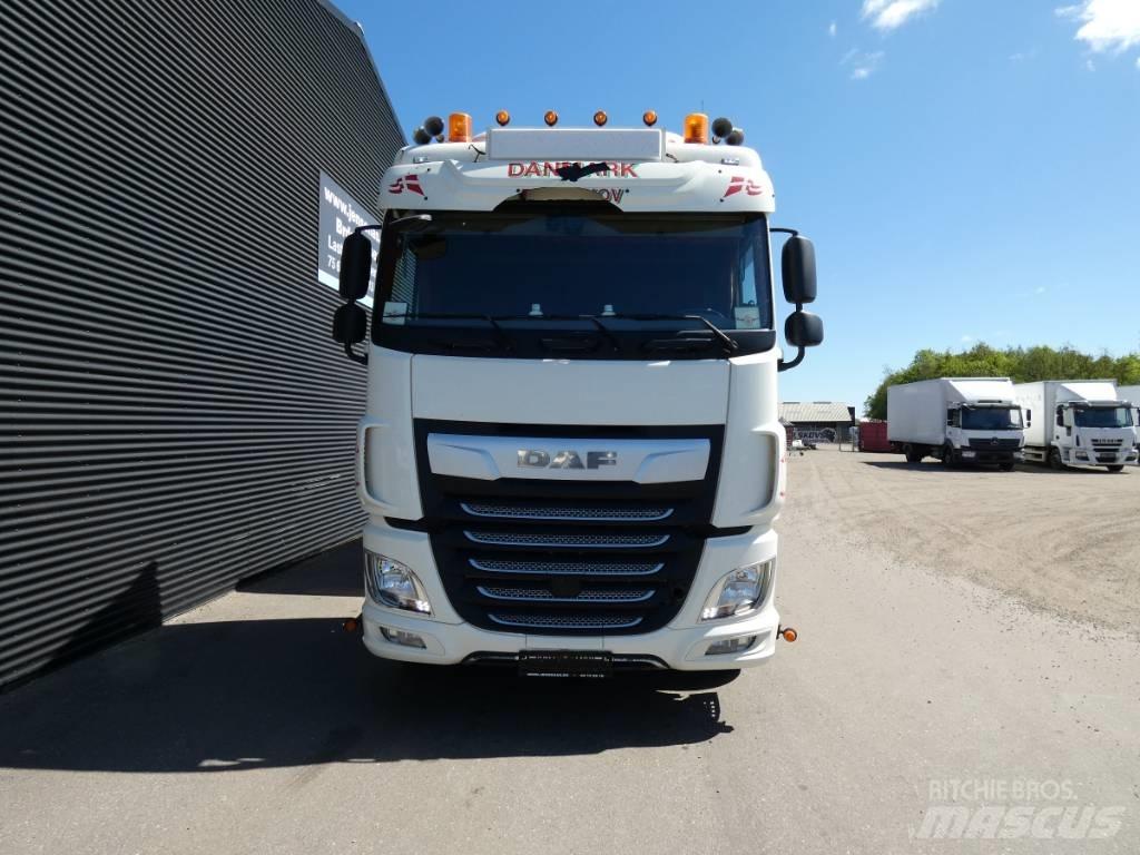 DAF XF 530 FRT 曳引機組件