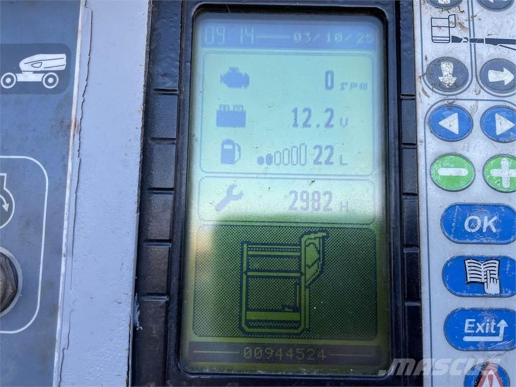 Manitou 280TJ 曲臂高空作業車