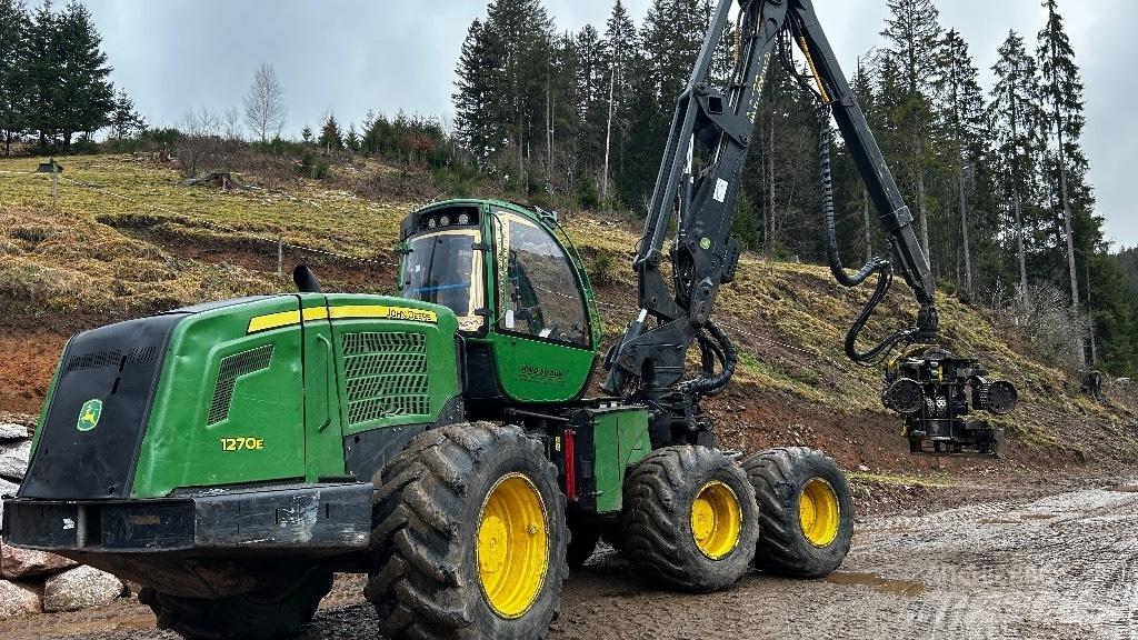 John Deere 1270 E 收穫機