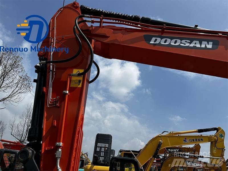 Doosan DX 225 LC-9C 履帶式 挖土機/掘鑿機/挖掘機