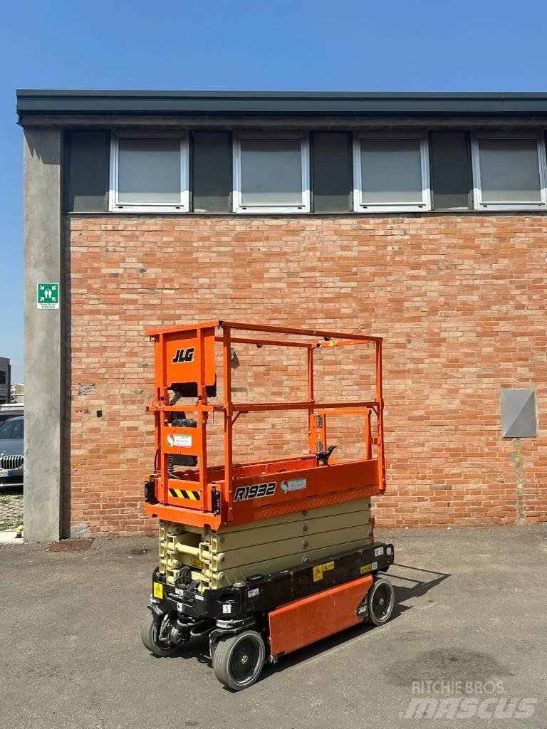 JLG 1932 R 剪式升降機