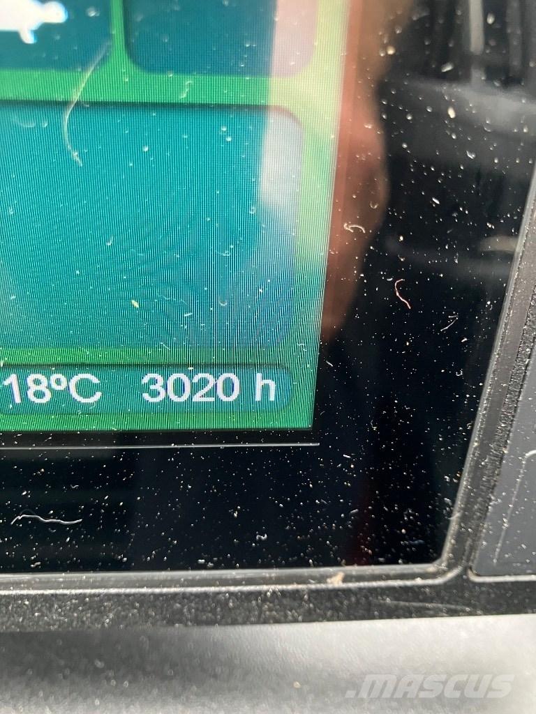 John Deere 1470G 收穫機