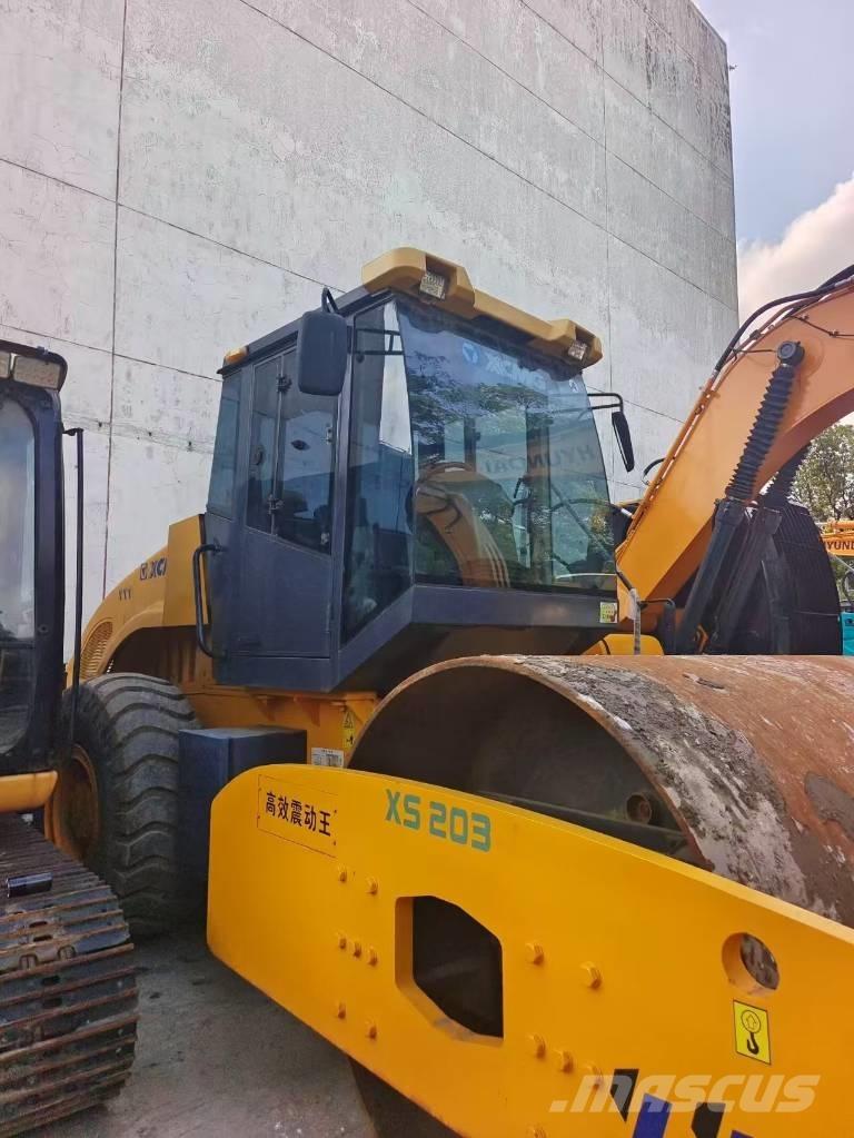 XCMG XS 203 J 單輪滾壓機