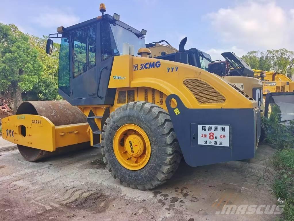 XCMG XS 203 J 單輪滾壓機