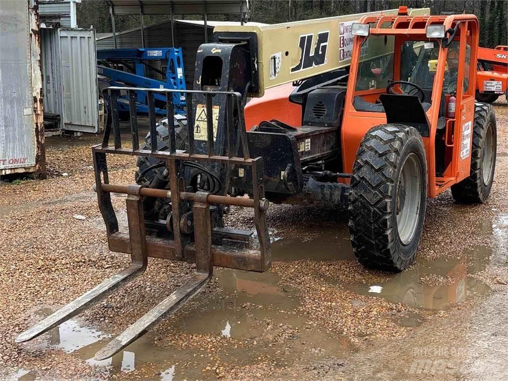 JLG G6-42A 伸縮臂操作車