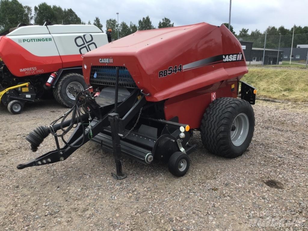 CASE RB 544 圓型牧草打包機