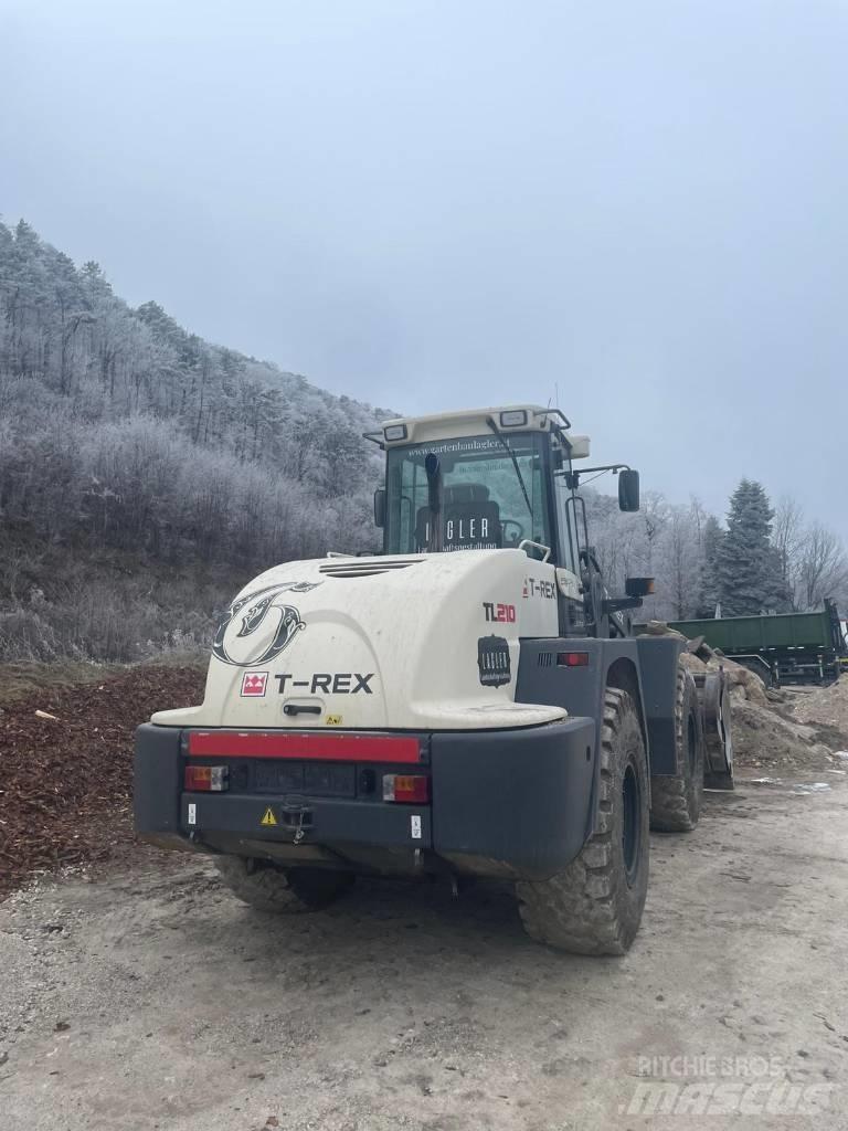Terex TL 210 輪胎式裝載機
