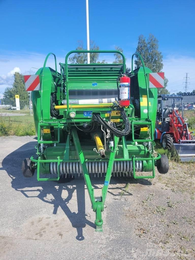 McHale Fusion 4 圓型牧草打包機