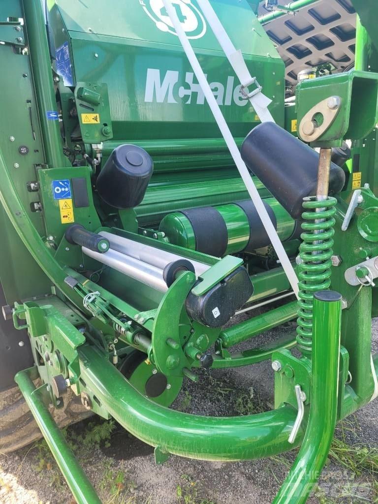 McHale Fusion 4 圓型牧草打包機