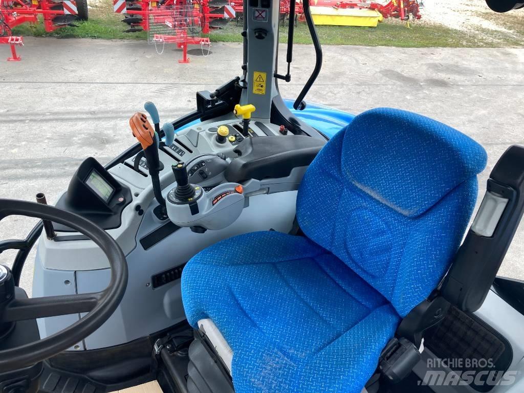 New Holland T7.210 曳引機