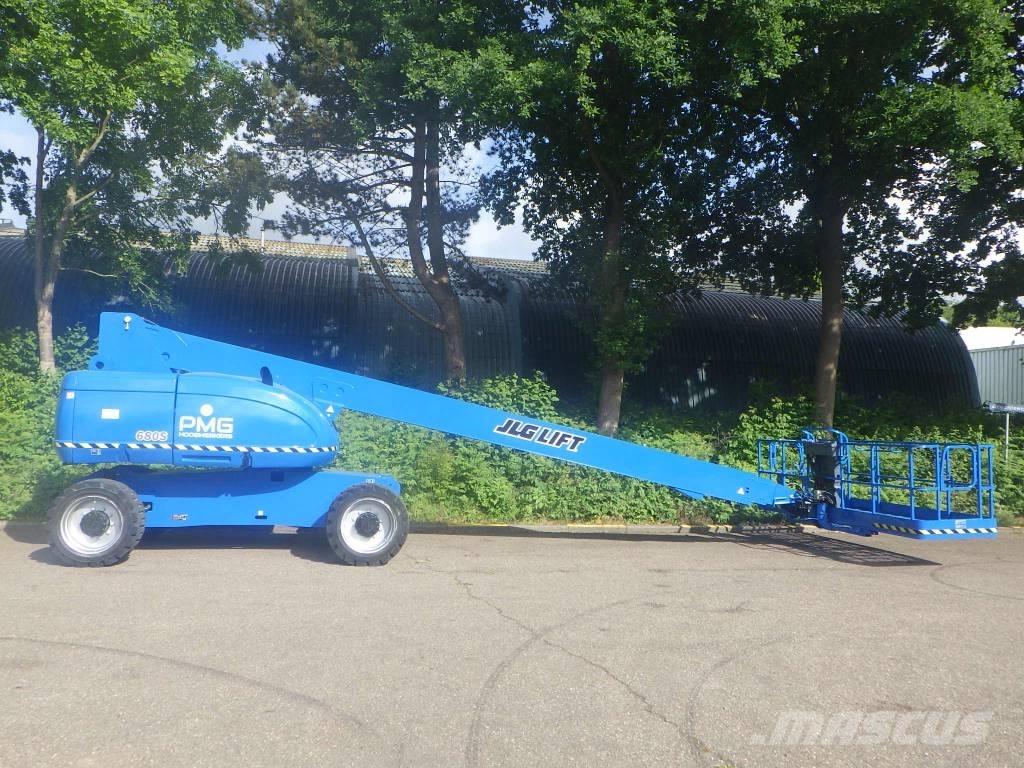 JLG 680S 伸縮臂高空作業車