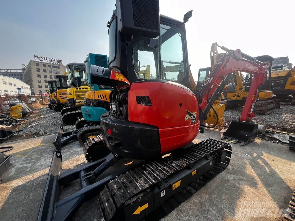 Kubota U 35 小型挖土機/掘鑿機<7t(小型挖掘機)