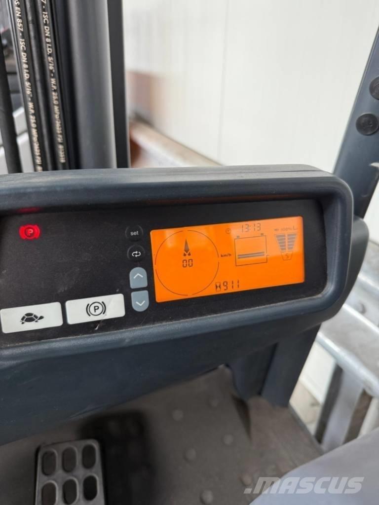 Jungheinrich EFG 216 電動堆高機